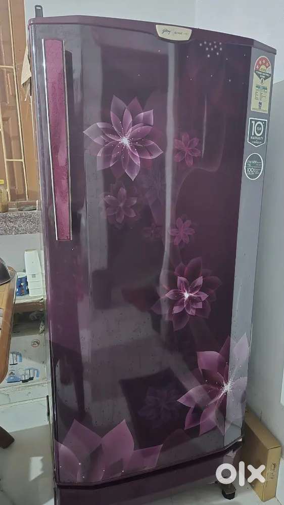 Selling refrigerator