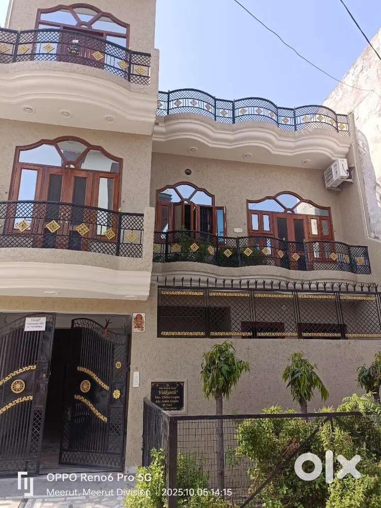 One room set ( Furnished) at Jagrati Vihar, Sector 4, Meerut