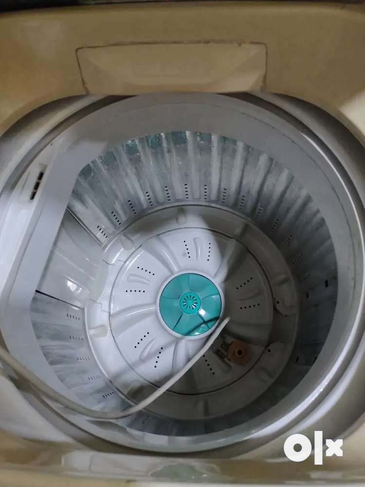 Samsung Automatic Washing Machine - 2005 model
