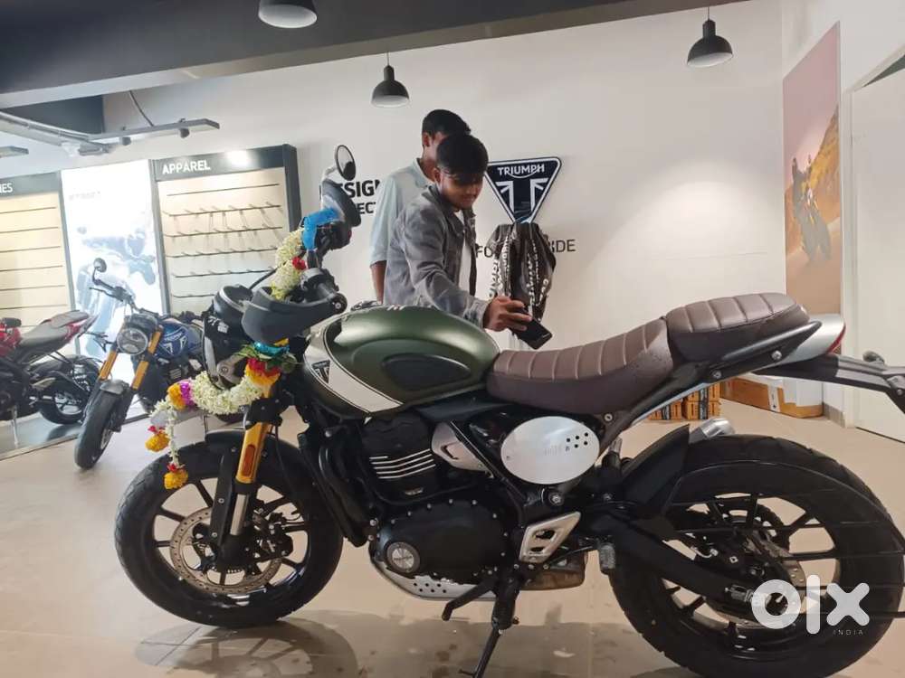 Brand new Triumph scrambler 400x