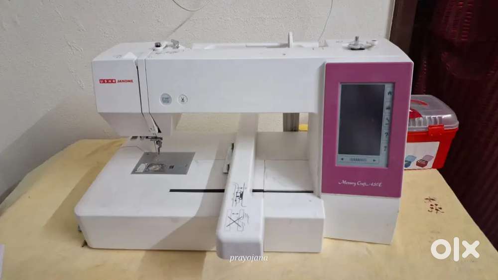 Usha janome 450E computer embroidery machine