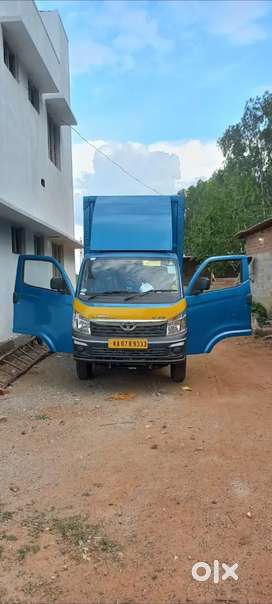 6.5 Height 9 feet Long container
