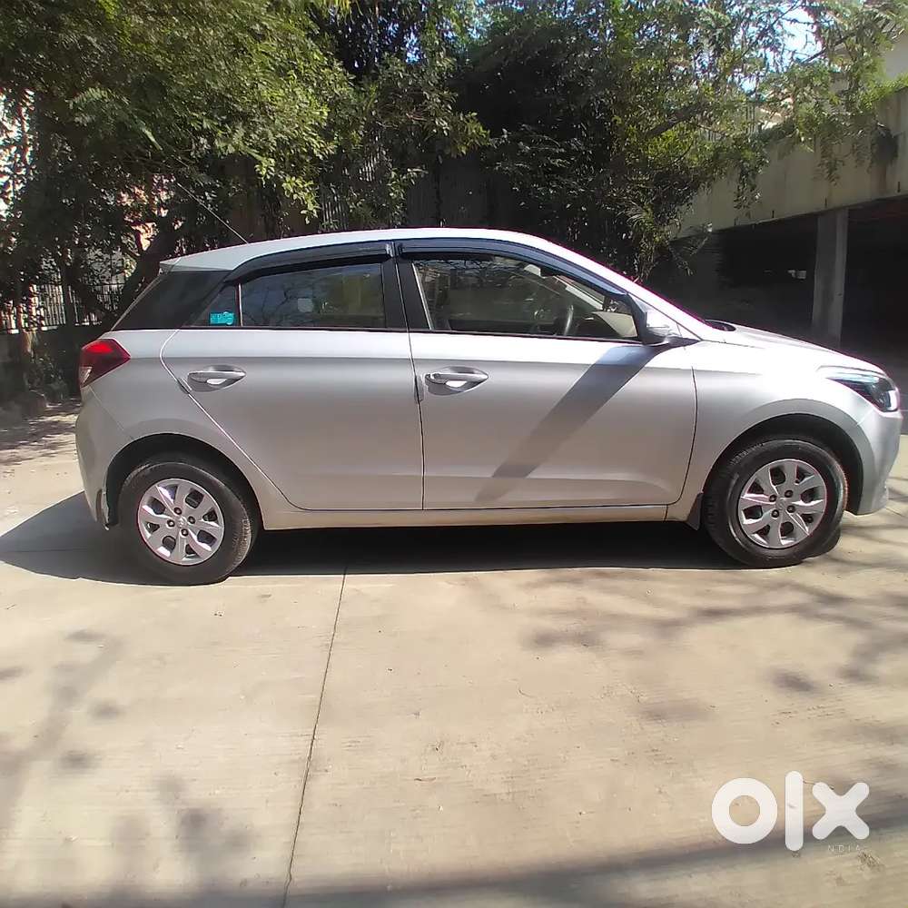 Hyundai Elite i20 Sportz, Dec18 Petrol, Manual, 13K KM, GB Road, Thane