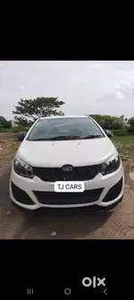 Mahindra Marazzo M6 8Str, 2018, Diesel
