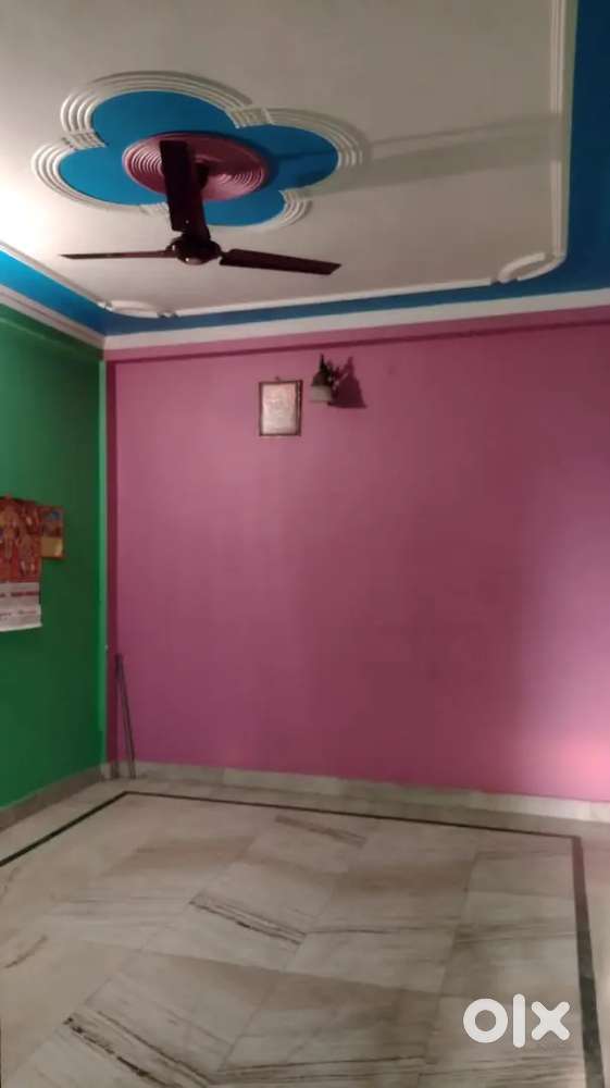 Flat in Good condition near Badarpur metro station