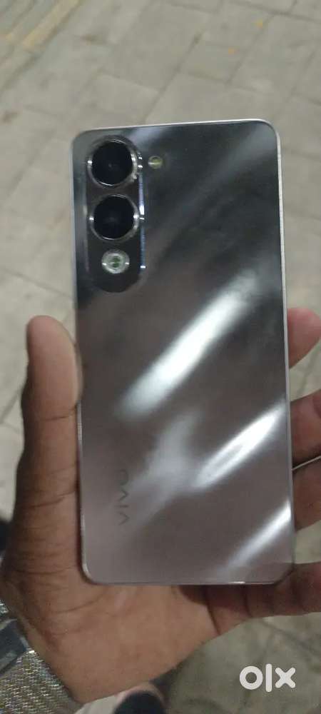 4gb ram +4gb expand , 64gb storage, octa core,vivo Y19e android 15