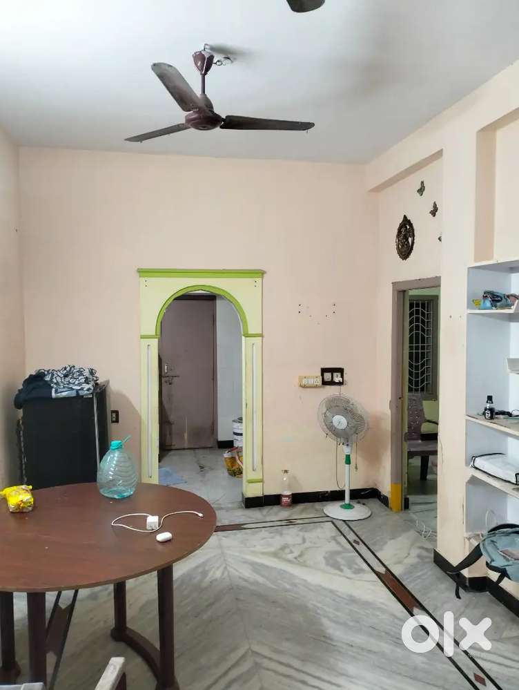 Room sharing for bachelor