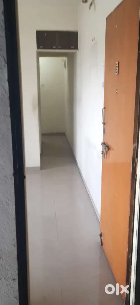 Near magarpatta, 700sq ft available from 1 dec 8k rent