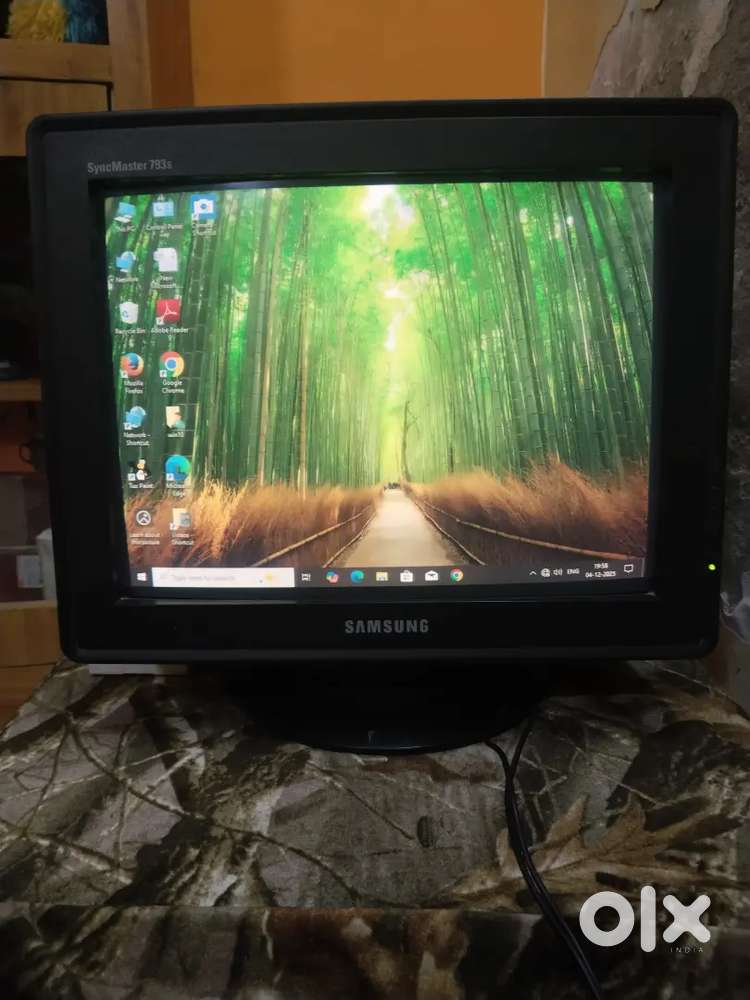 SAMSUNG Monitor