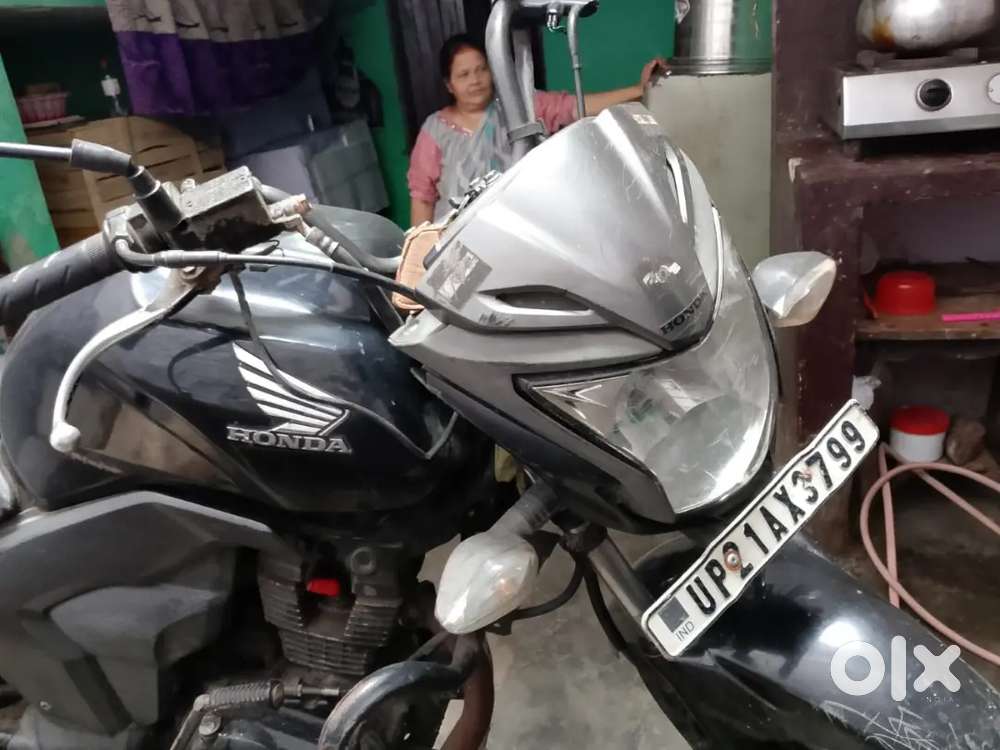 Mast baik Sab  kuch ok