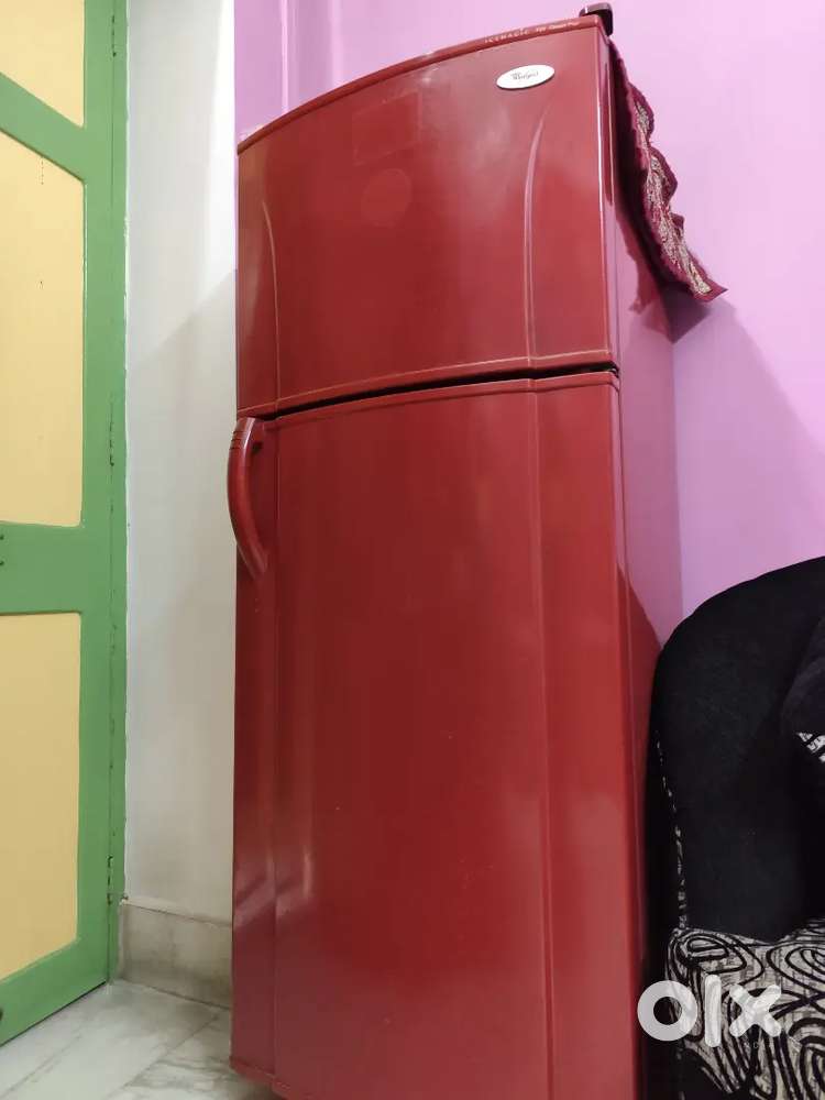 Refrigerator whirlpool 230 litre
