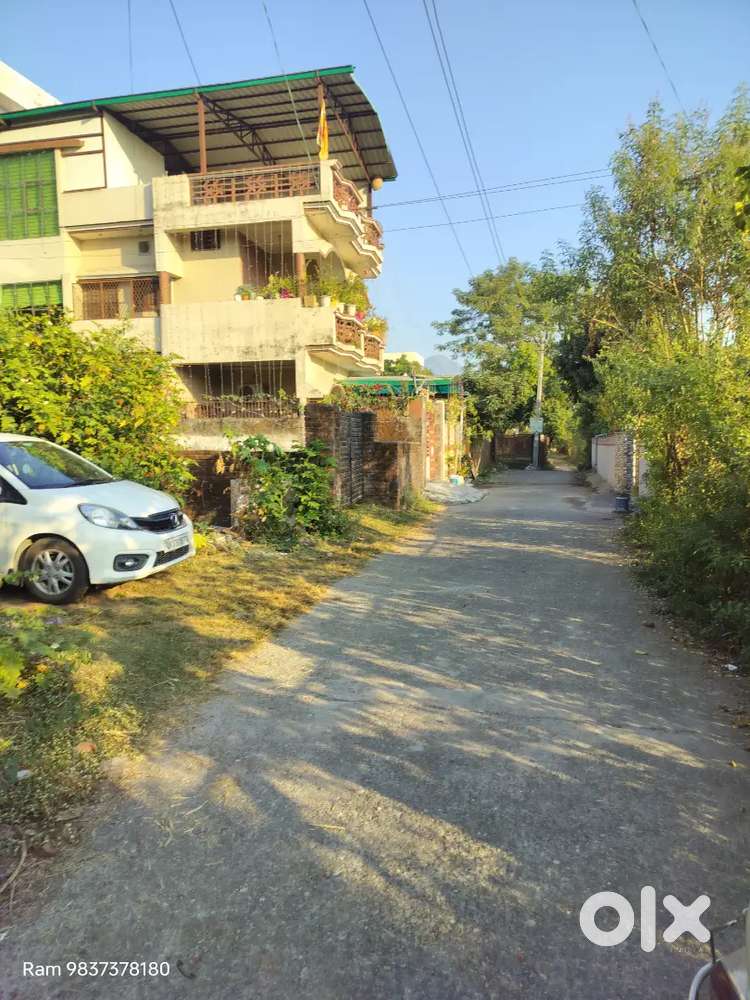 Plot for sale 126 Gaj