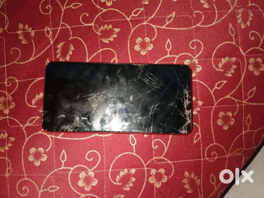 Oppo a3s and samsung j6