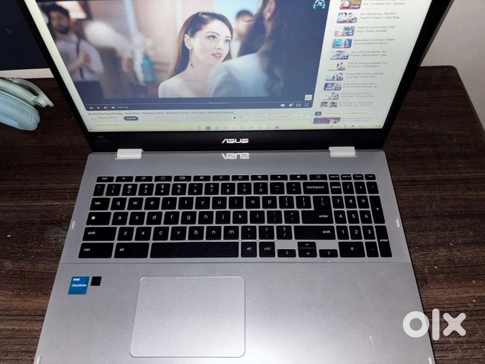 Asus Chromebook intel celeron dual core N4500 in excellent condition
