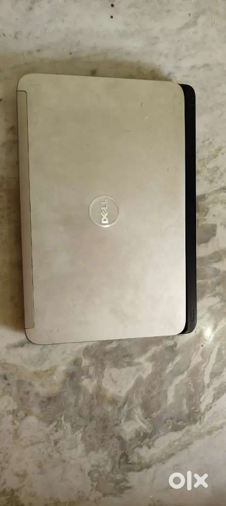 DELL XPS 15 i5 processor 8GB RAM NVDIA 2gb Graphics 256gb SSD