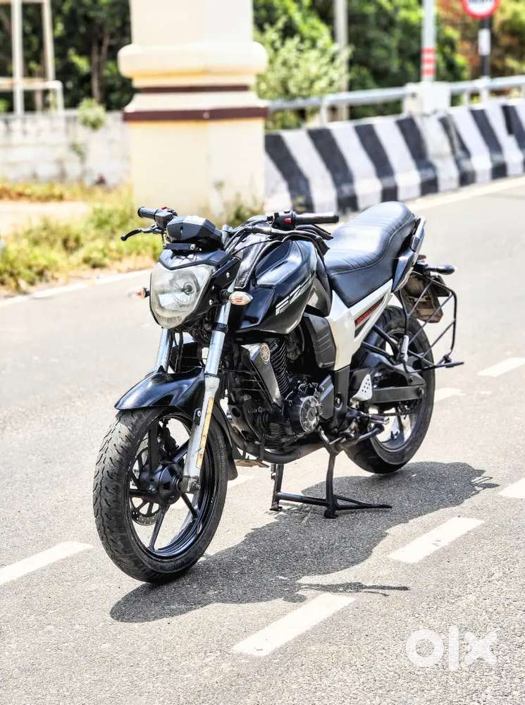 YAMAHA FZ 2011