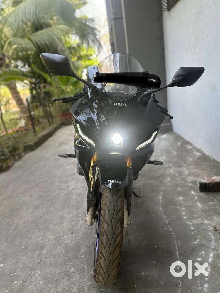 Yamaha R15 M edition
