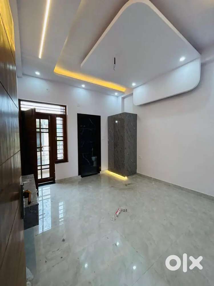 Indipendent without owner 2room set dharampur near lic building