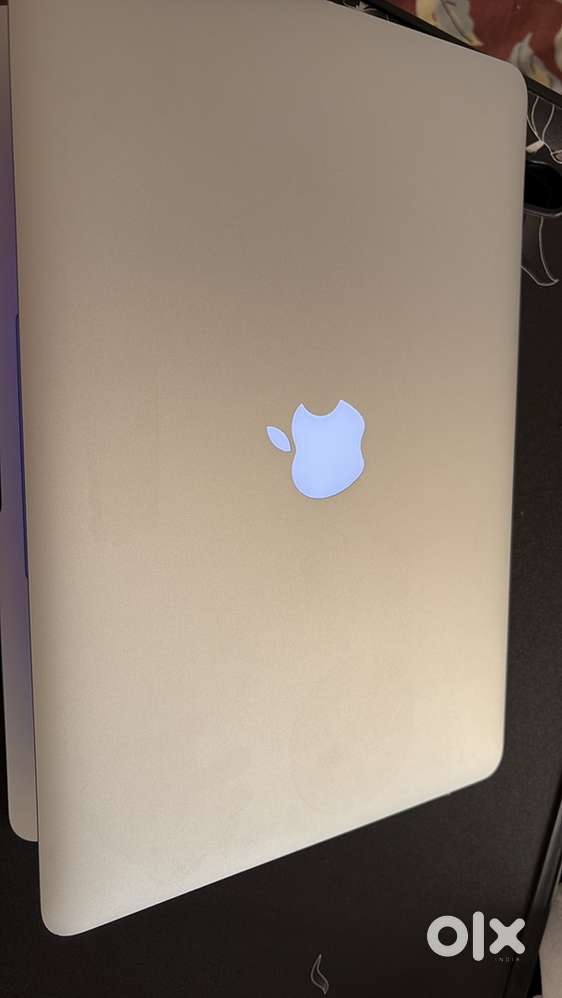 Macbook air 2017-13inch