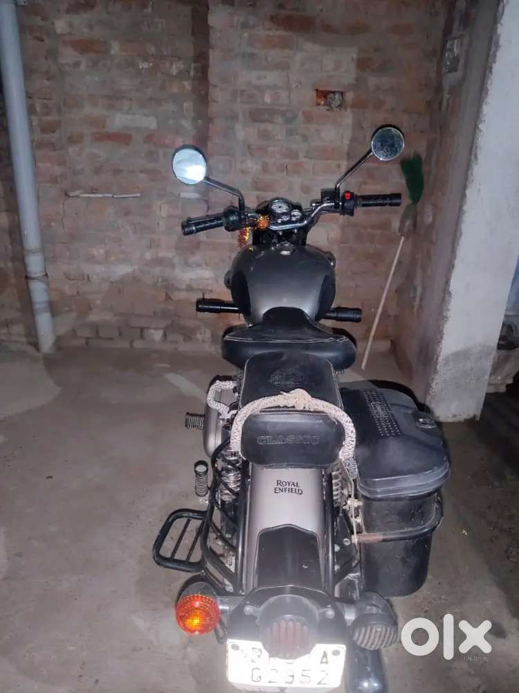 Royal enfield single hand used byke