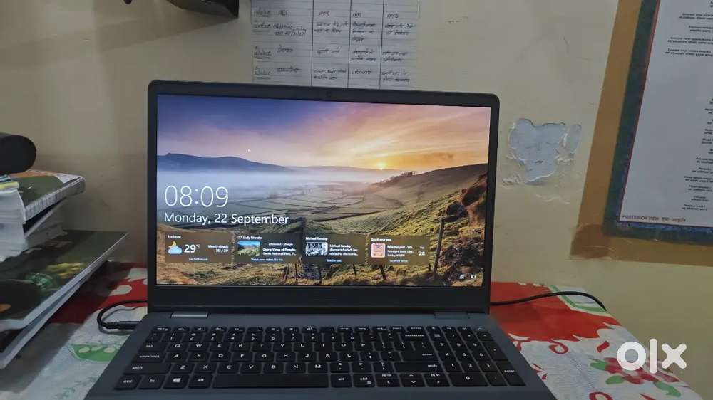 Dell Inspiron 3501 8/256 i5 11th generation