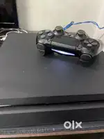 Ps4slim 500gb black with 3games included