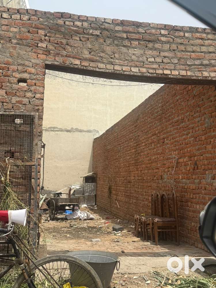 Showroom for sale near ganpati sweets
