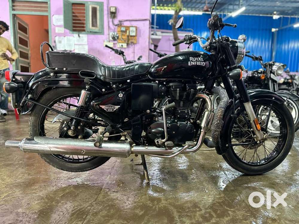 (EXCHANGE AVAILABLE) ROYAL ENFIELD BULLET 350 ES MINT CONDITION