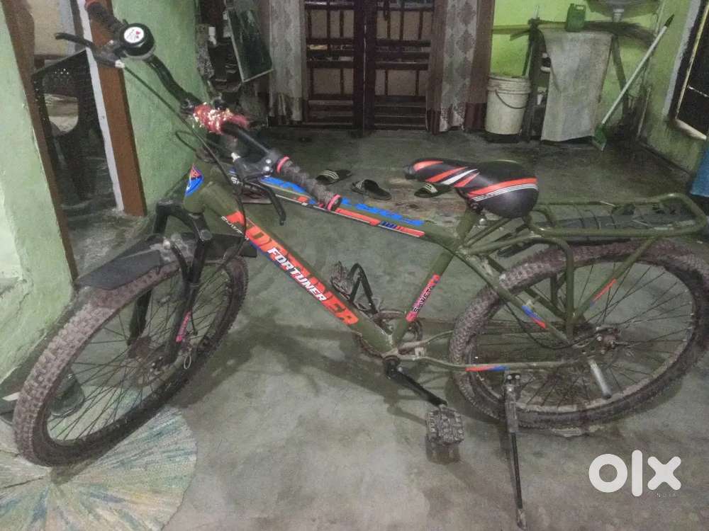 Shweta fortuner bycle