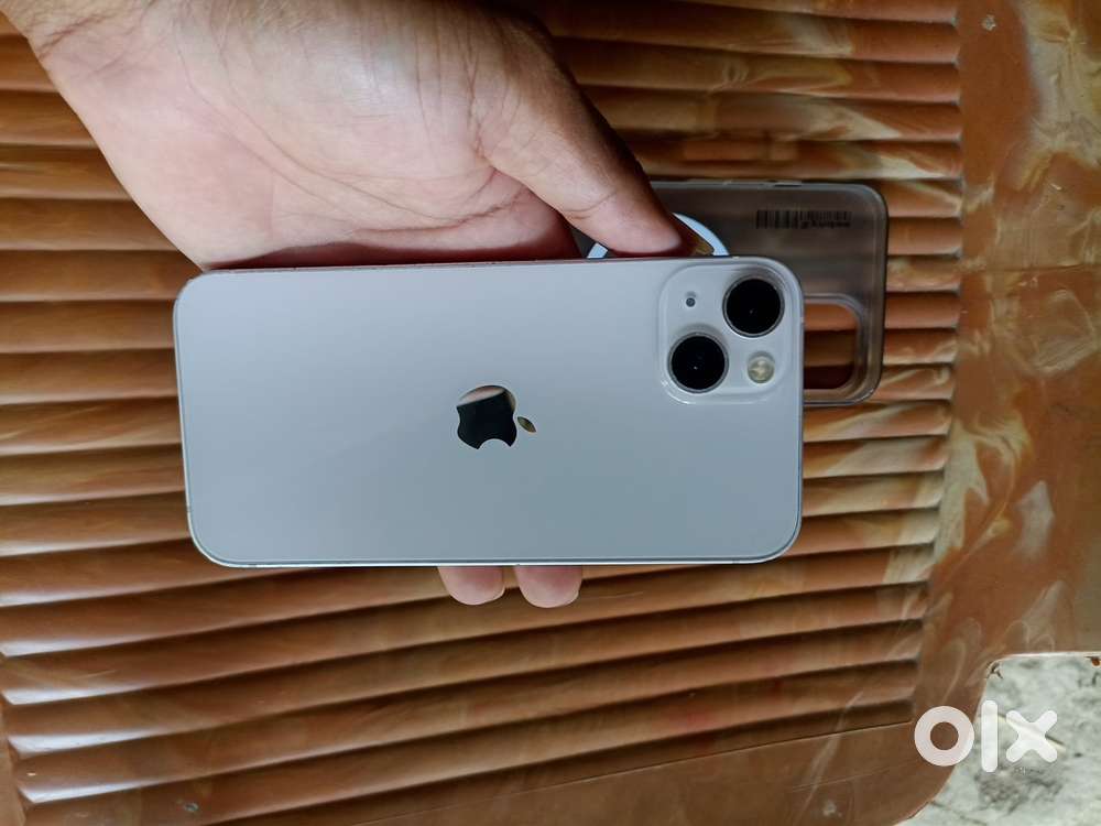 iPhone 13 white colour ROM 128g all original part