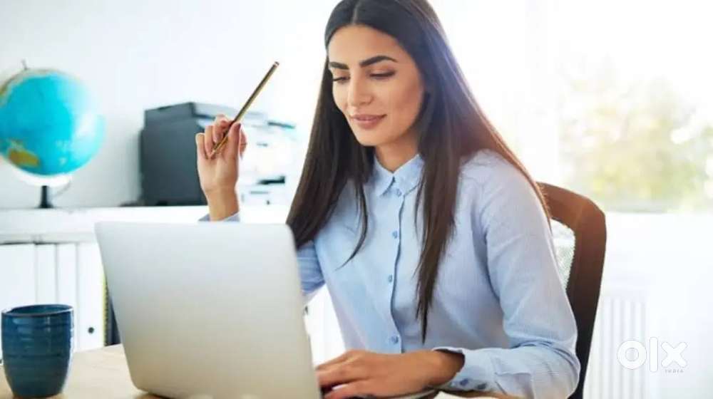Female Digital Marketer  Work from Home