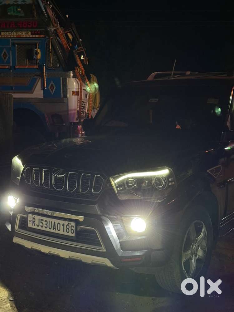 Mahindra Scorpio 2021 Diesel Well Maintained