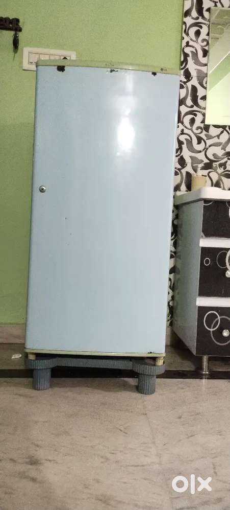 L G Fridge Single door