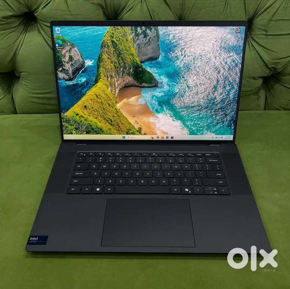 Dell Precision 5690 Workstation Laptop  16 Core Ultra 7-165H