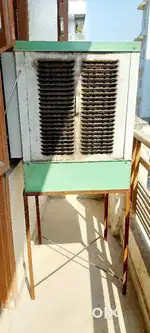 Cooler  with stand 18inch warranty