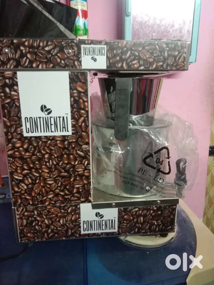 Coffee machine new machine good condition.
