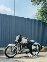Royal Enfield Classic 500