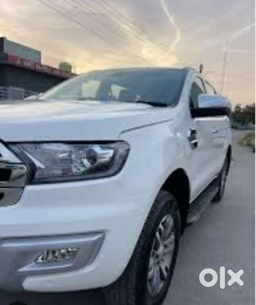 Ford Endeavor headlight glass