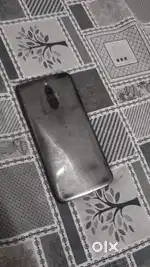 Redmi 8( 4 gb ram 64 rom) with original charger