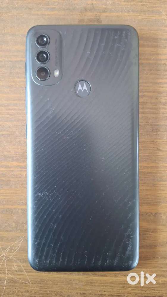 Motorola  E40