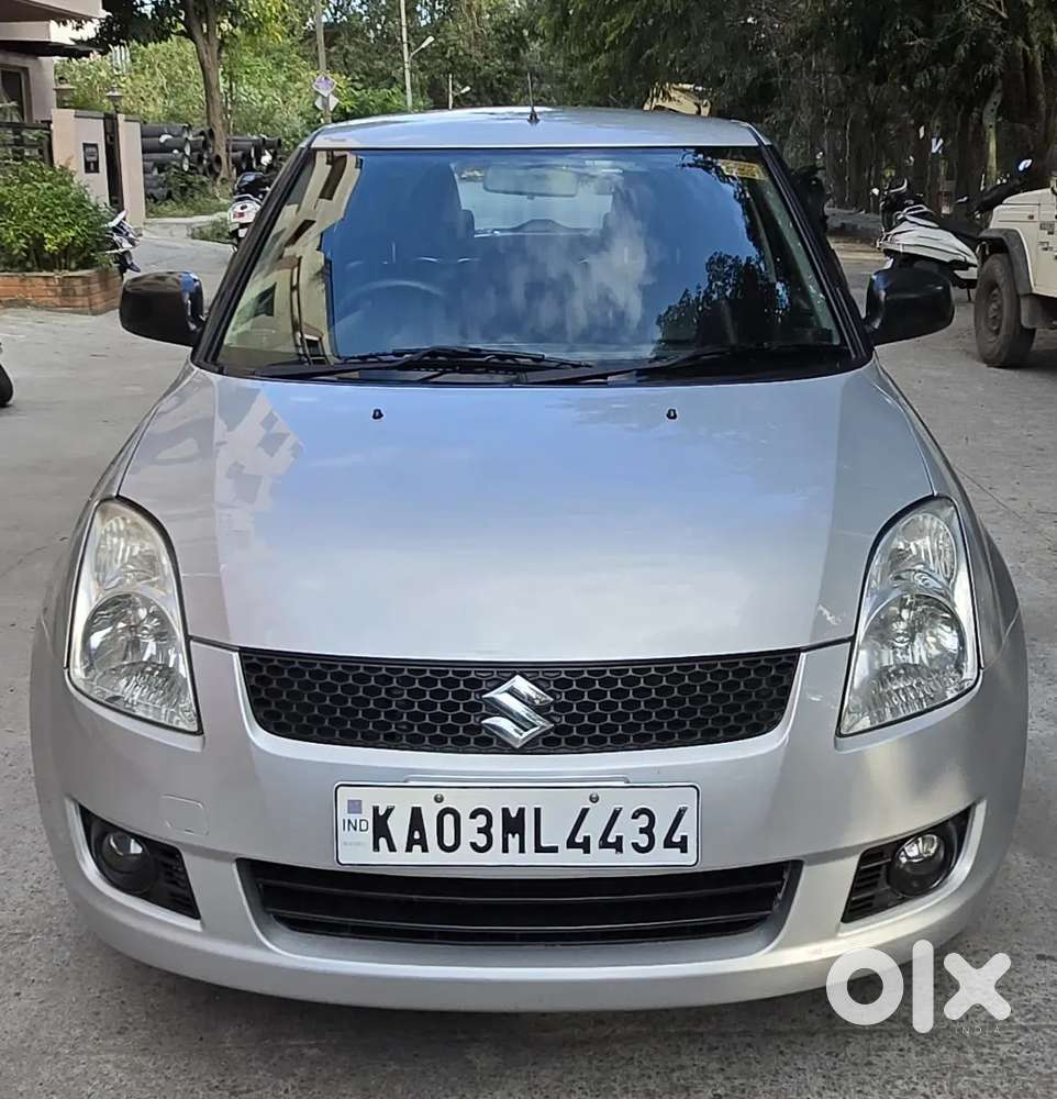 Maruti Suzuki Swift 2009 Petrol 61000 Km Driven
