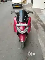 Suzuki bargmen Bluetooth vali top modal