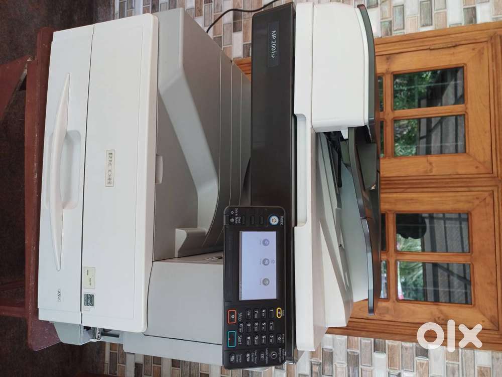 photostat machine/photocopier