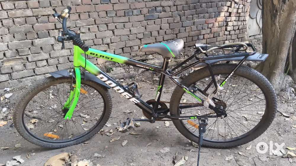 Brand new cycle double disk brake tubeless tires urgent sell