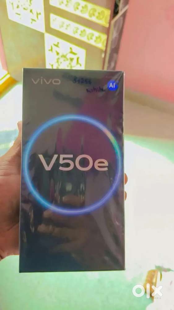 VIVO V50e 8 256