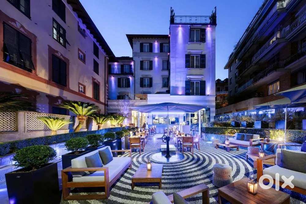 Job & Room: Fresher Waiter