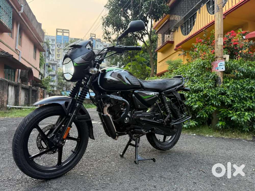 Bajaj CT 125X with Disc brake model 2023