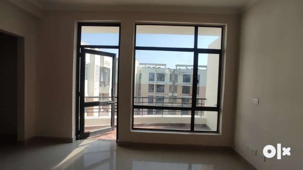 3 Bhk on road project main Highway Mohali