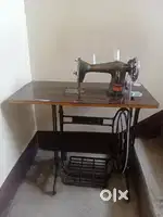 ( M O D I )  Sewing machine in totally unused and fresh condition