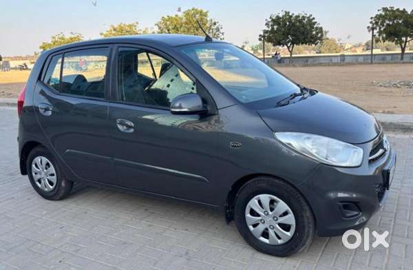 Hyundai i10 [2010-2017] 1.2 Sportz AT, 2011, Petrol